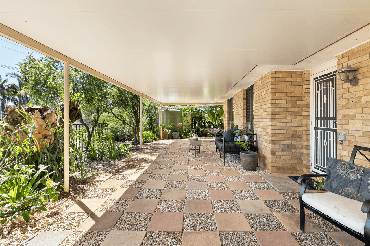 15 Finfoot Street, ROCHEDALE SOUTH, QLD 4123