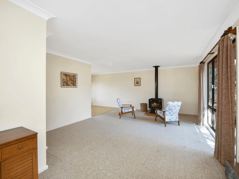 35 Days Crescent, Blackheath, NSW 2785