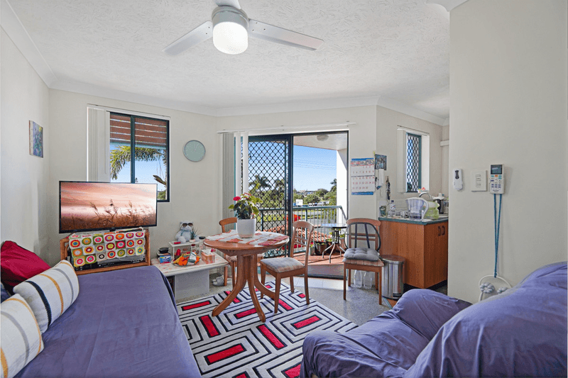 11/140 Marine Parade, Southport, QLD 4215