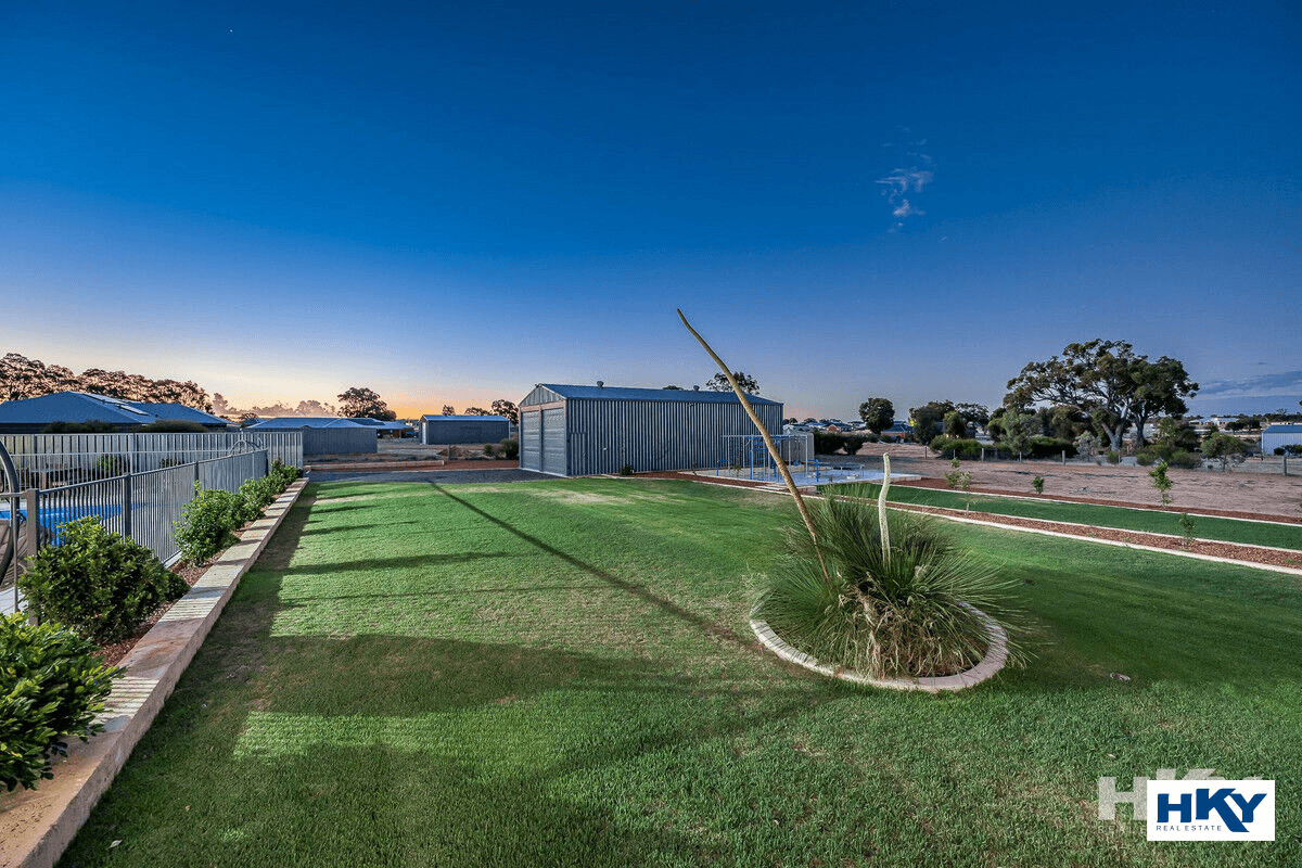 52 Sceptrum Avenue, Chittering, WA 6084