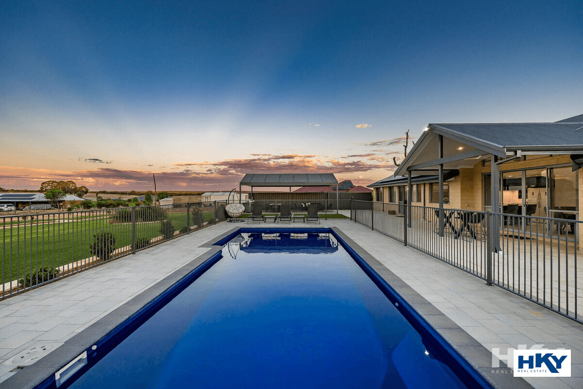 52 Sceptrum Avenue, Chittering, WA 6084