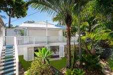 3 Realm Street, AUCHENFLOWER, QLD 4066