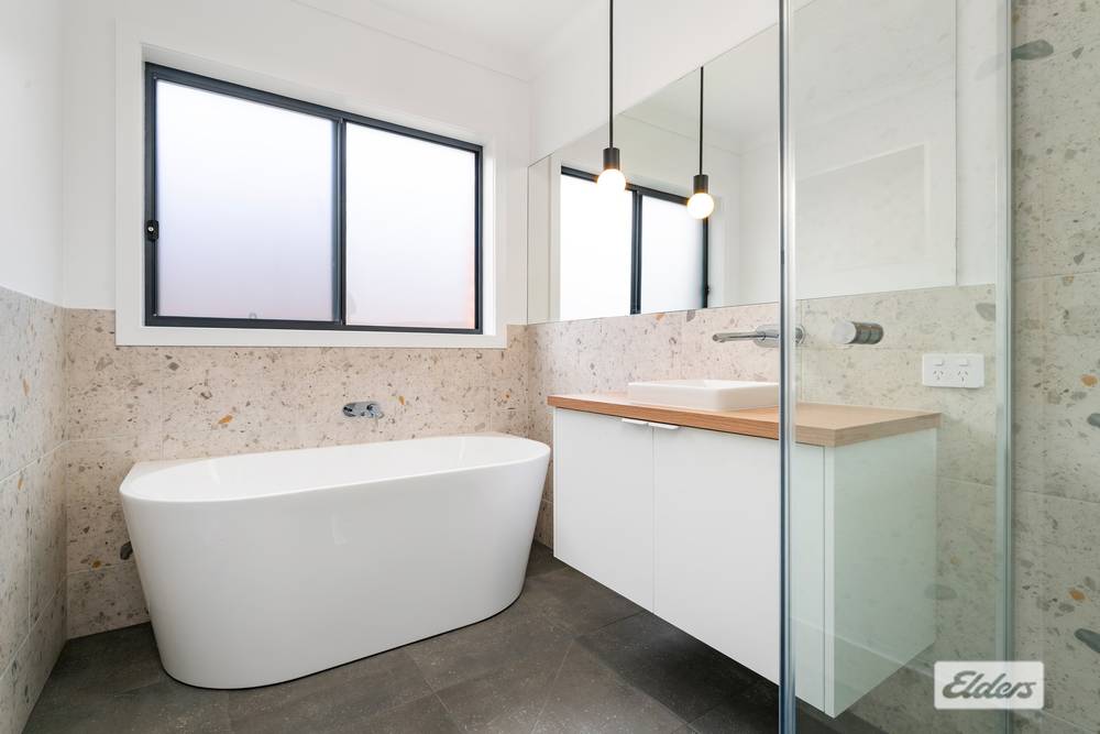 39 Bowerbird Court, Thurgoona, NSW 2640