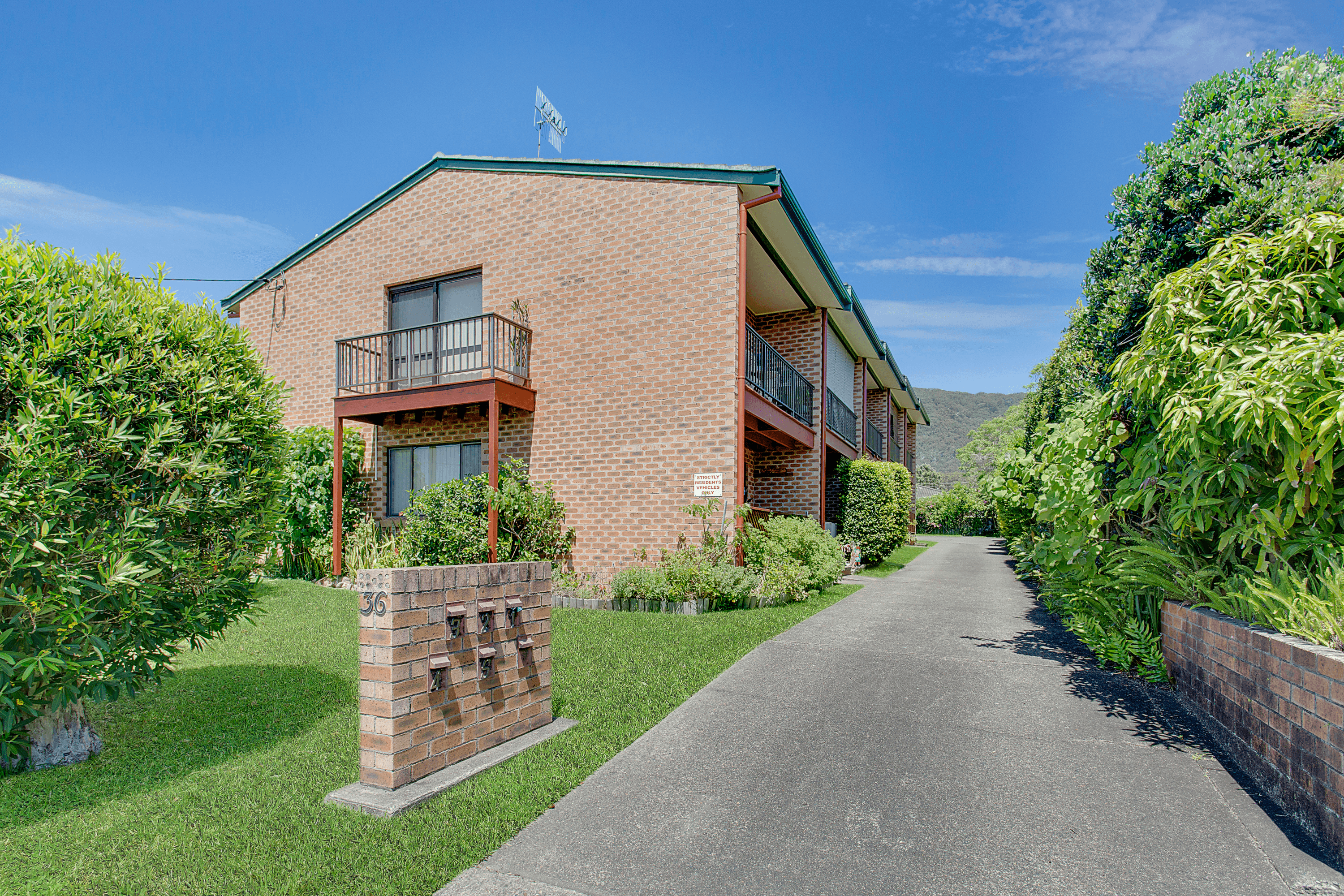 4/36 Lake Street, LAURIETON, NSW 2443