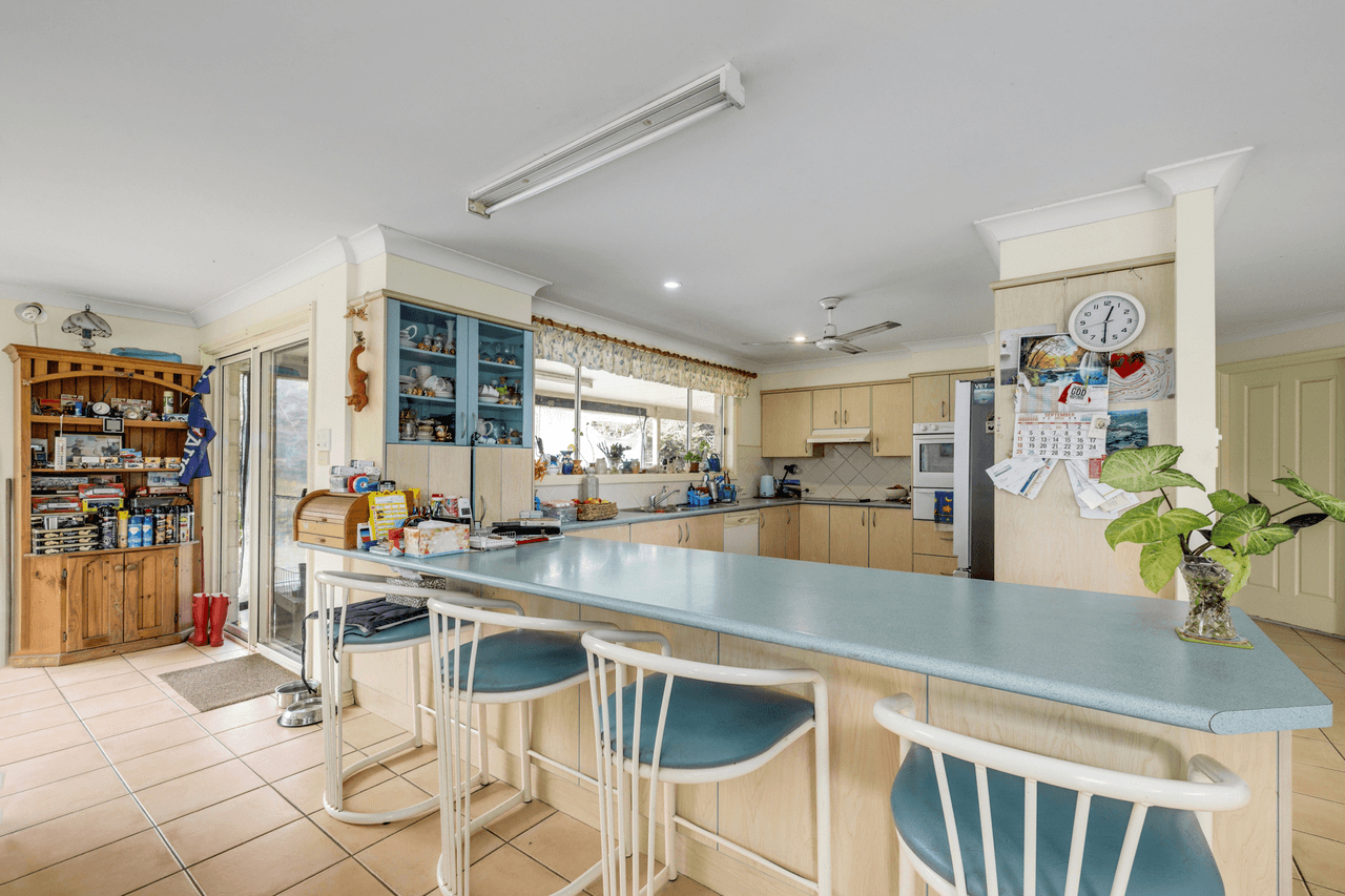 38 Holdens Lane, HANNAM VALE, NSW 2443