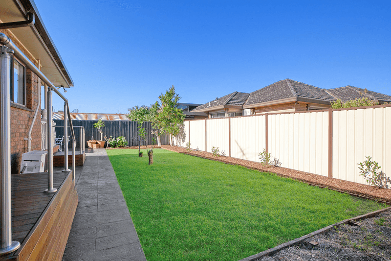 19 Gertz Avenue, RESERVOIR, VIC 3073