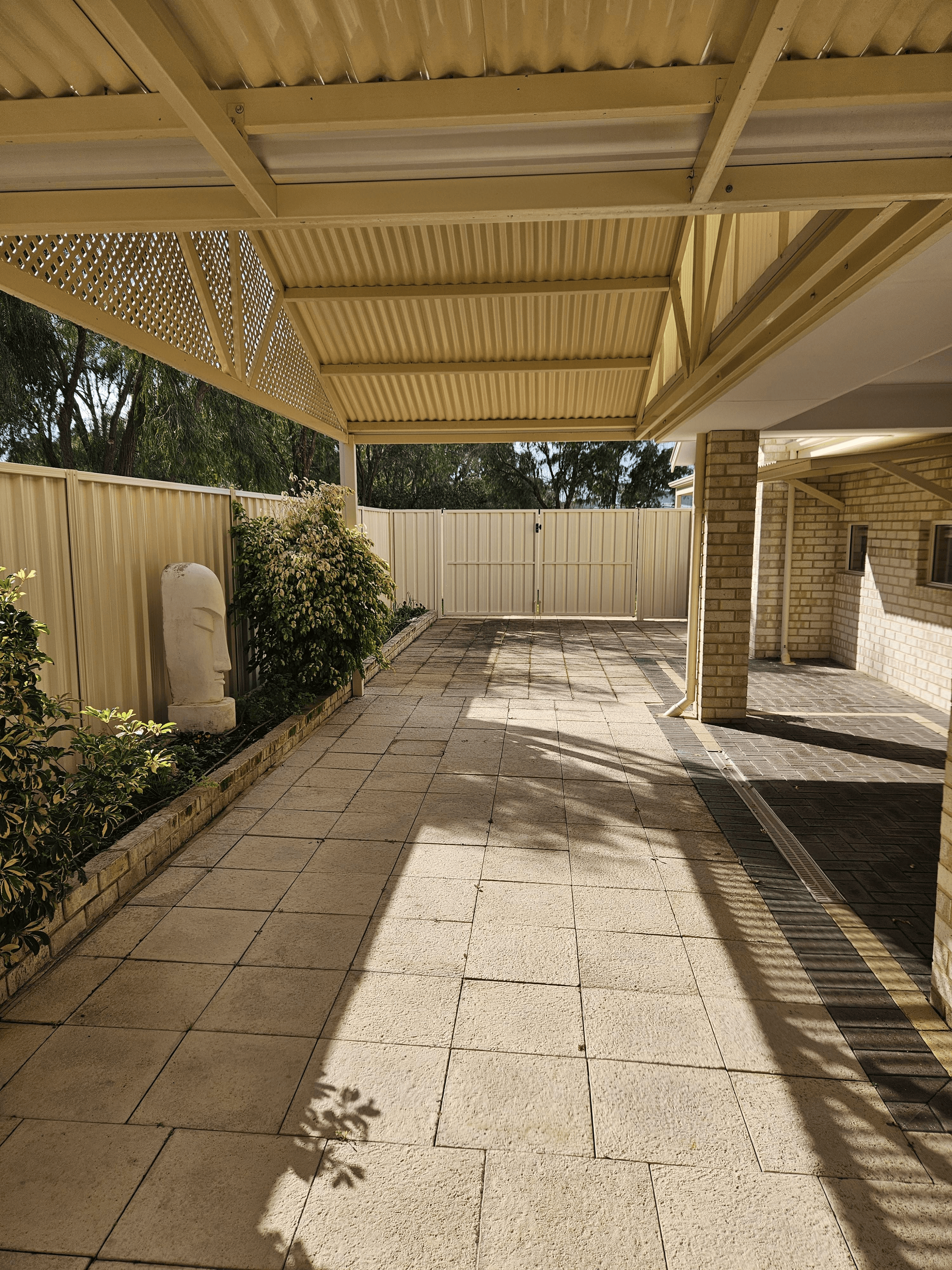 2 Beachfields Drive, BROADWATER, WA 6280