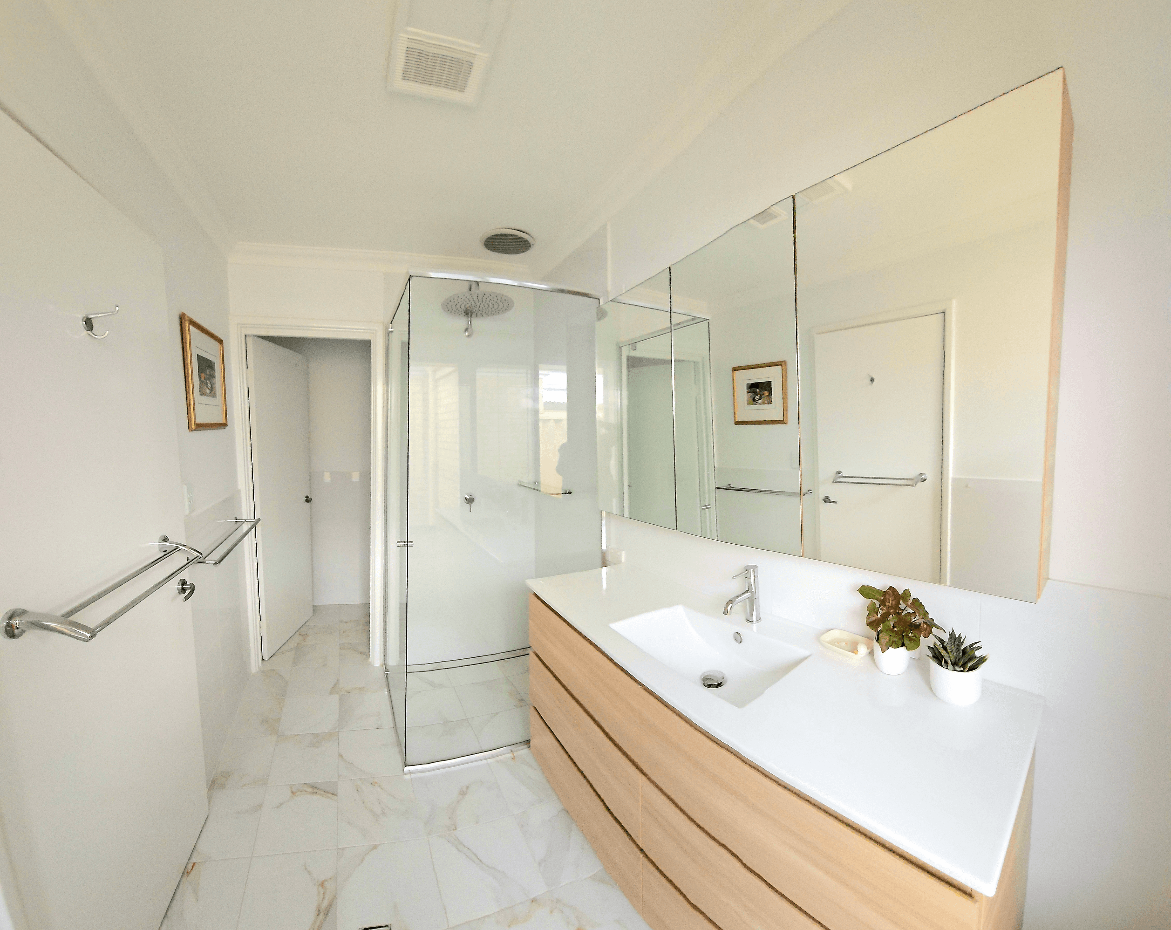 2 Beachfields Drive, BROADWATER, WA 6280