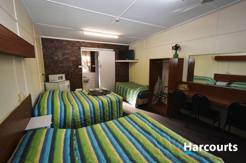 4 Mulgrave Street, GIN GIN, QLD 4671