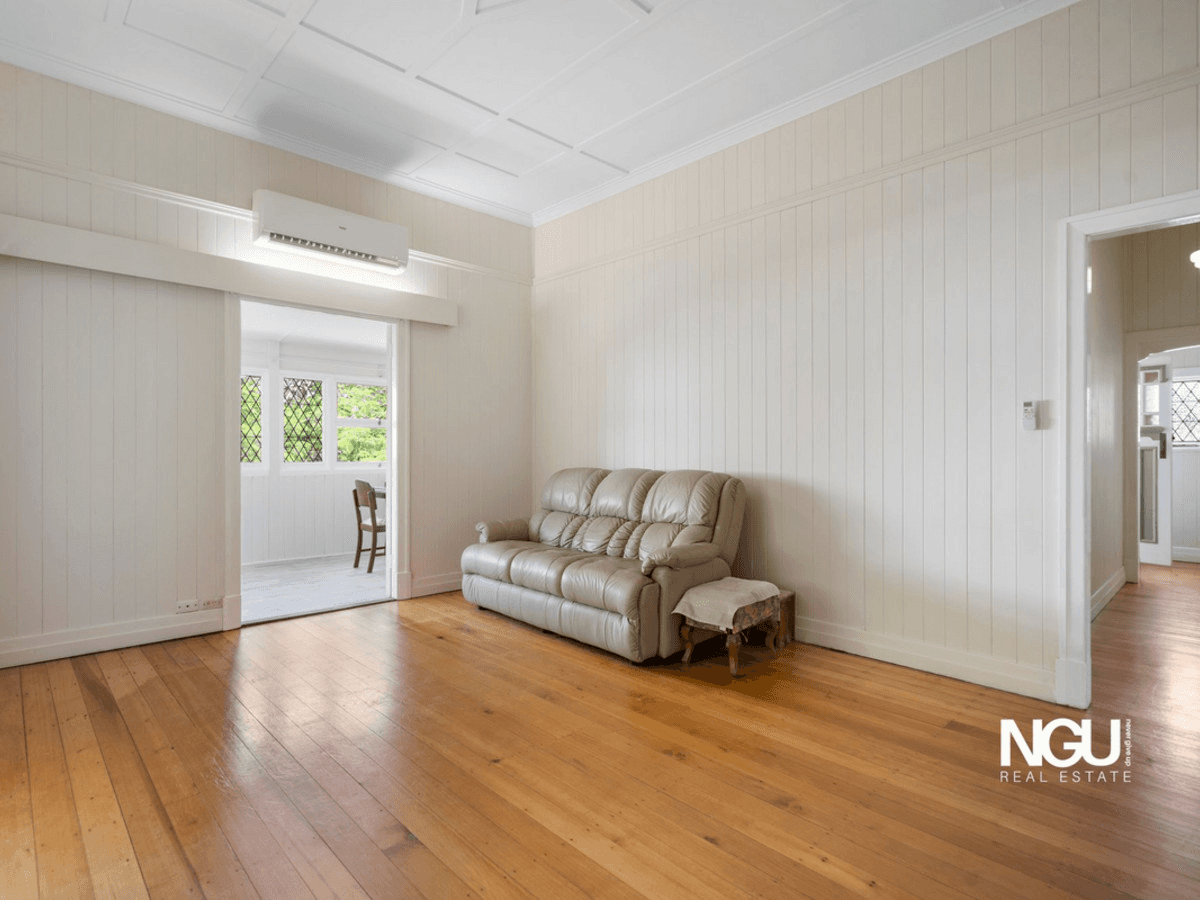 31 Waterworks Road, North Ipswich, QLD 4305