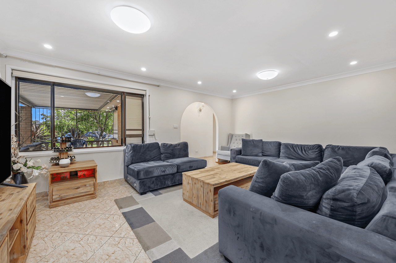 17 Ironbark Avenue, CASULA, NSW 2170