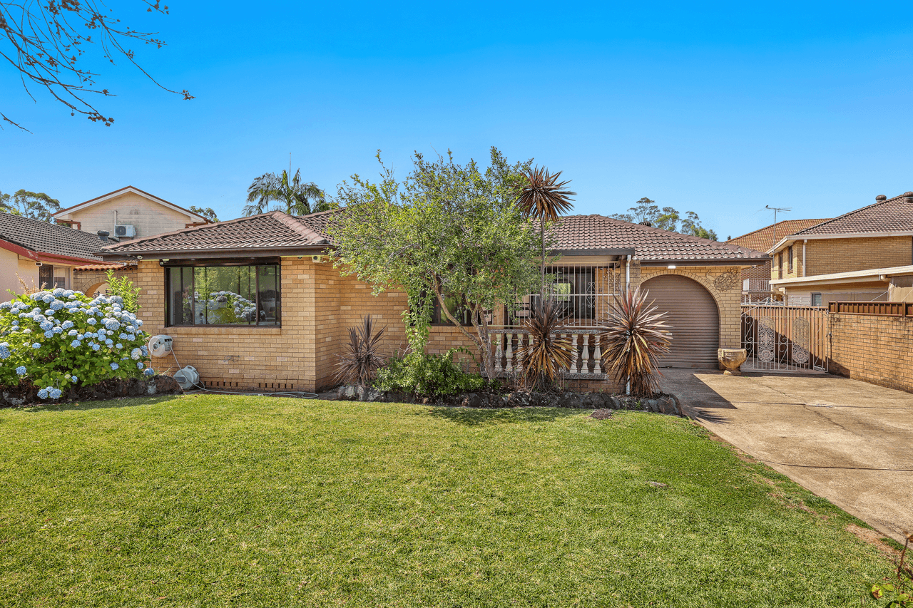 17 Ironbark Avenue, CASULA, NSW 2170