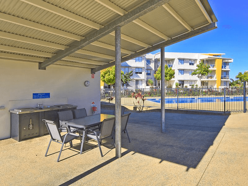 123/64 Sickle Avenue, HOPE ISLAND, QLD 4212