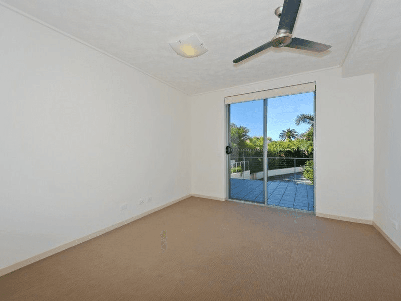 123/64 Sickle Avenue, HOPE ISLAND, QLD 4212