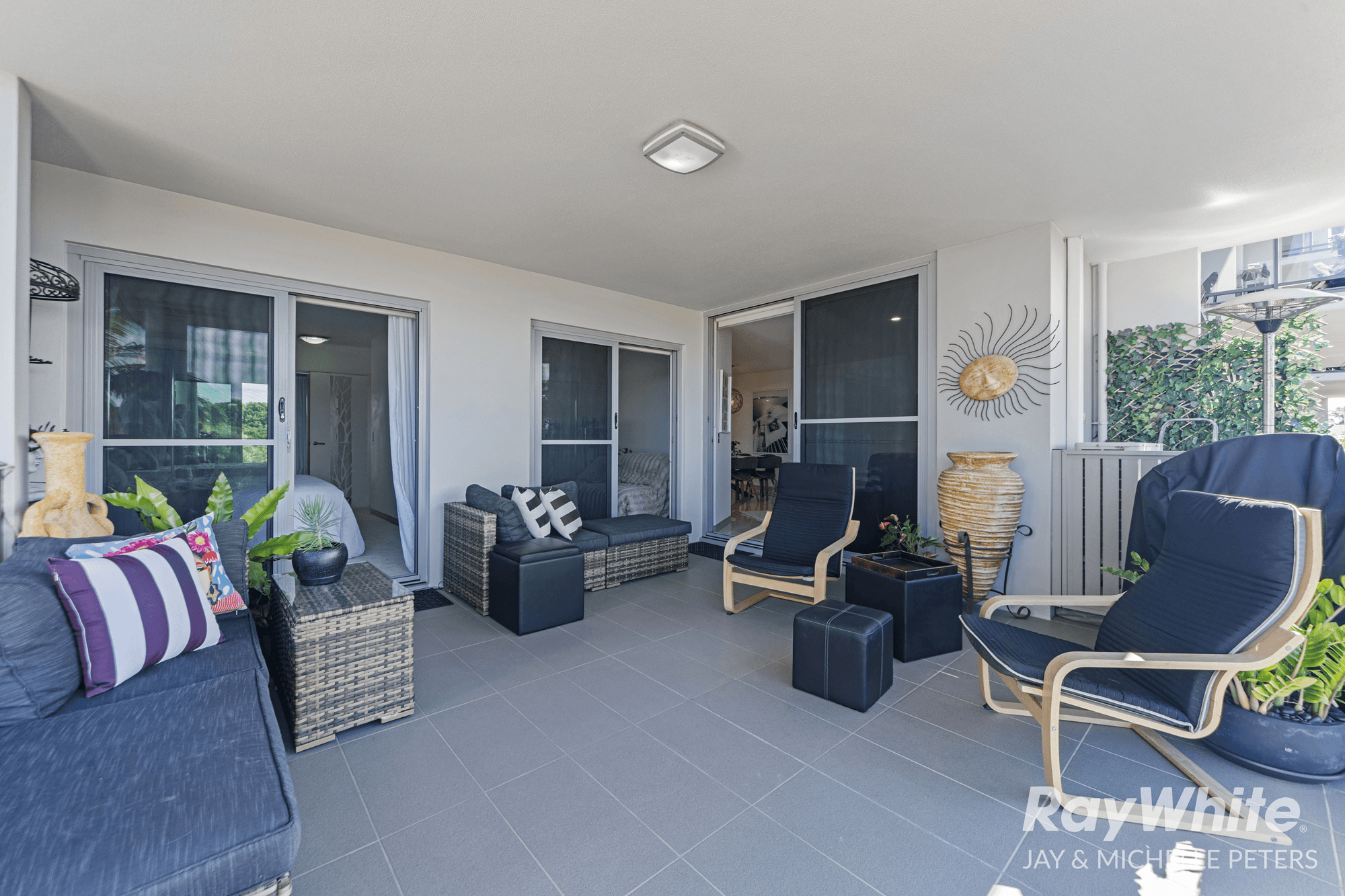 17/80 Hornibrook Esplanade, CLONTARF, QLD 4019