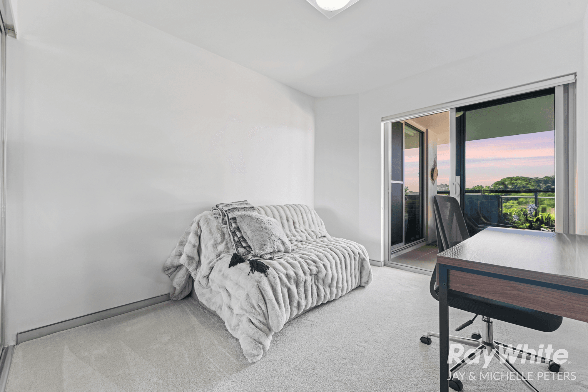 17/80 Hornibrook Esplanade, CLONTARF, QLD 4019
