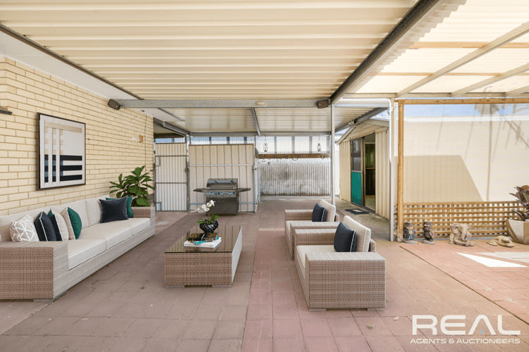 40 Guernsey Crescent, SALISBURY NORTH, SA 5108