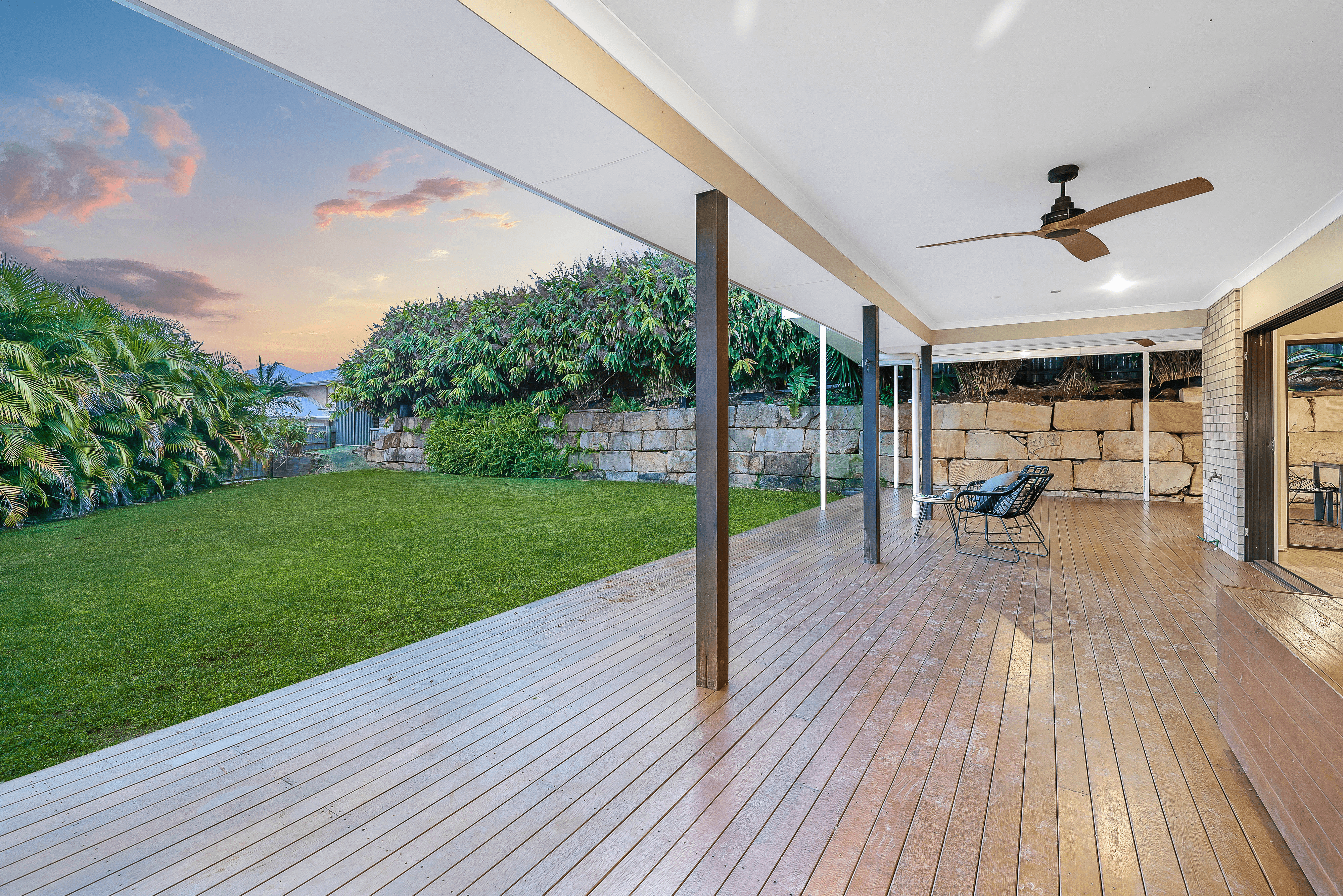 48 Landsdowne Drive, ORMEAU HILLS, QLD 4208