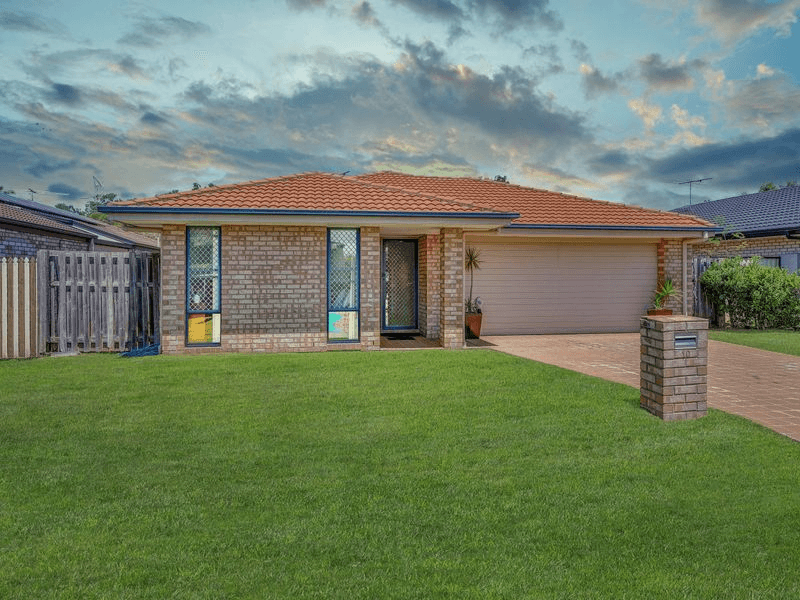 10 Goongarrie Crescent, PARKINSON, QLD 4115