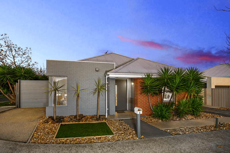 6 Verdon Avenue, Caroline Springs, VIC 3023