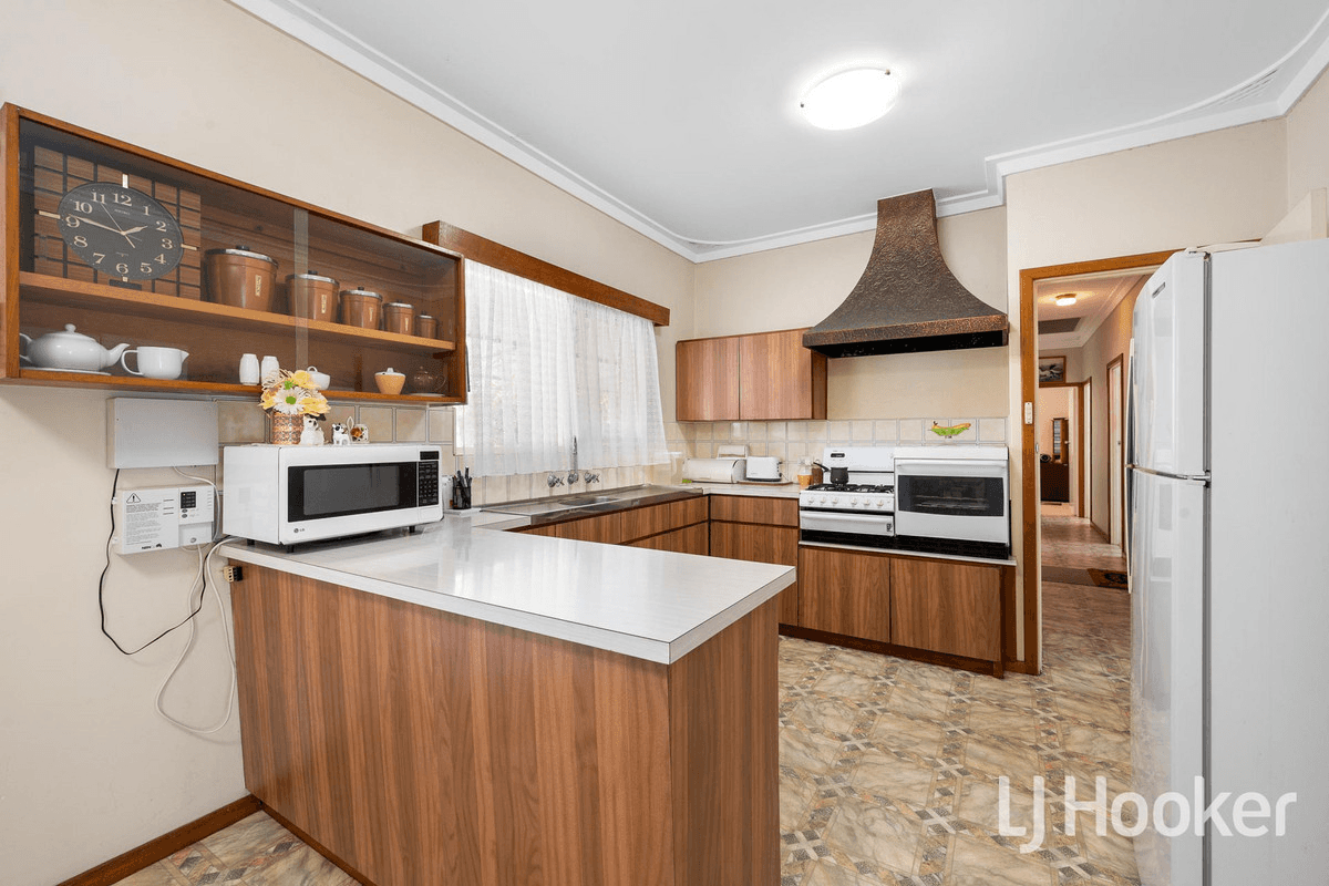 55 Hougham Road, BARRAGUP, WA 6209