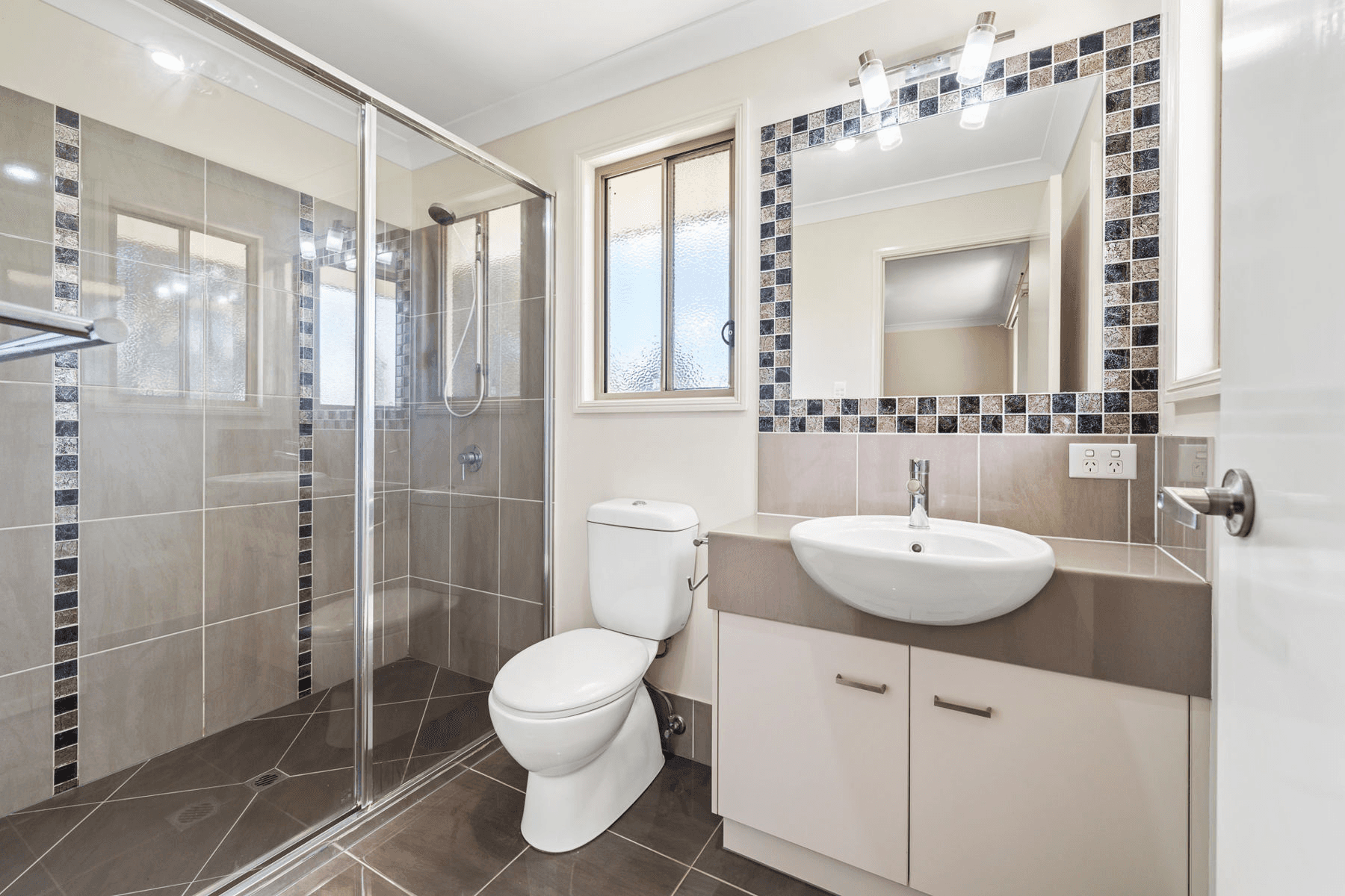 25/16-20 Anzac Avenue, NEWTOWN, QLD 4350