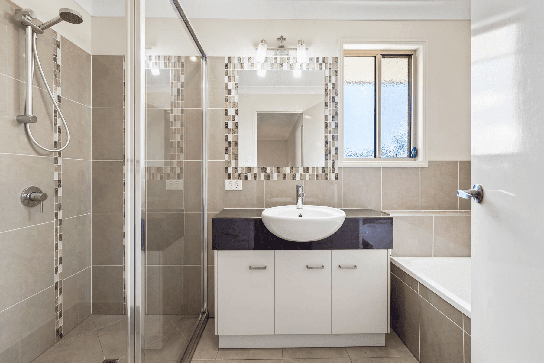 25/16-20 Anzac Avenue, NEWTOWN, QLD 4350