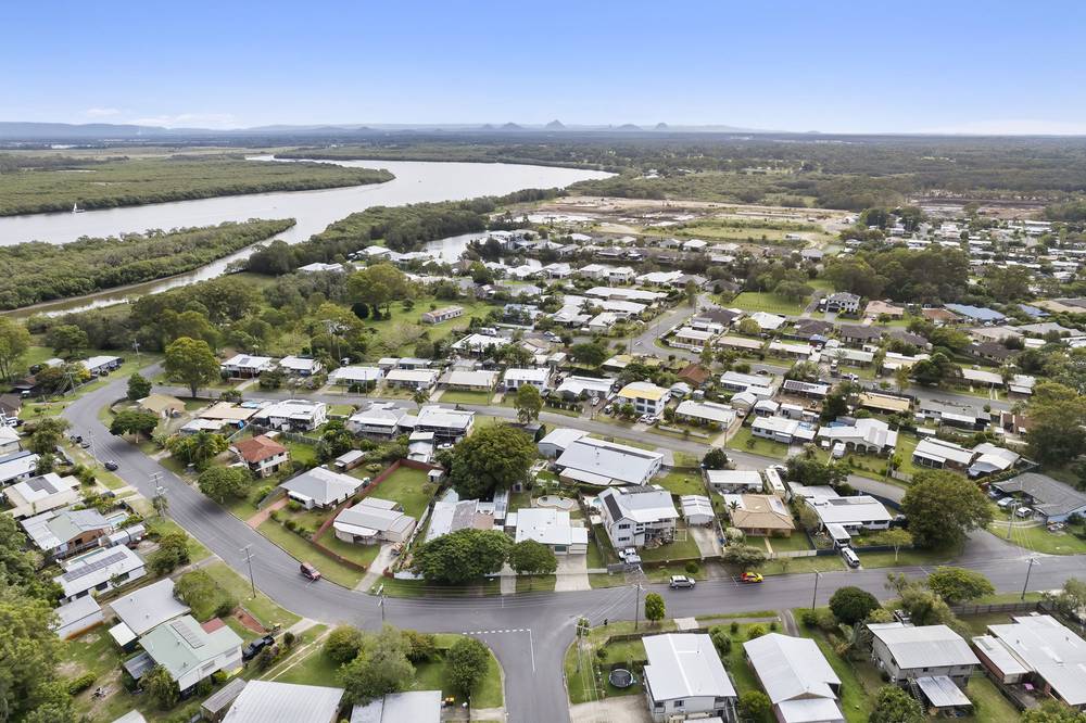 15 Dwyer Street, BEACHMERE, QLD 4510