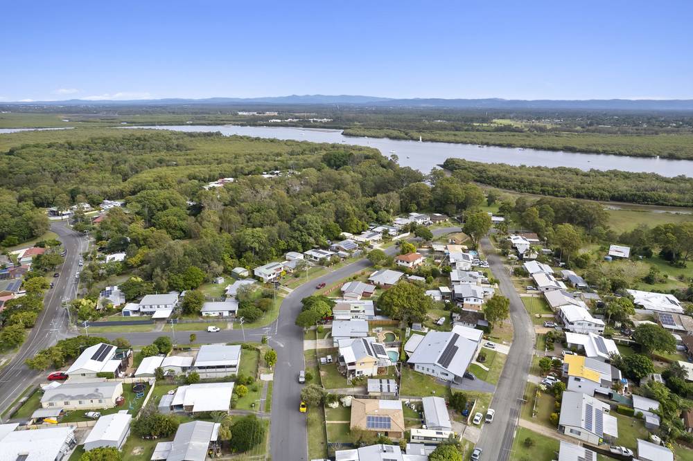15 Dwyer Street, BEACHMERE, QLD 4510