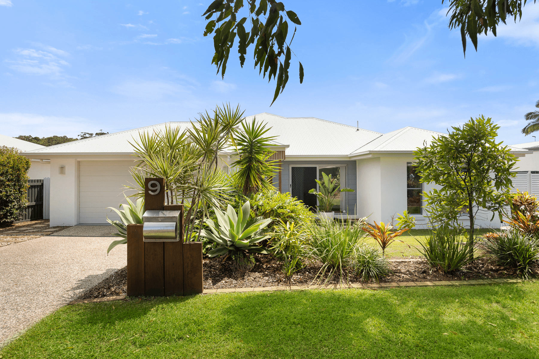 9 Feathertail Place, Peregian Springs, QLD 4573