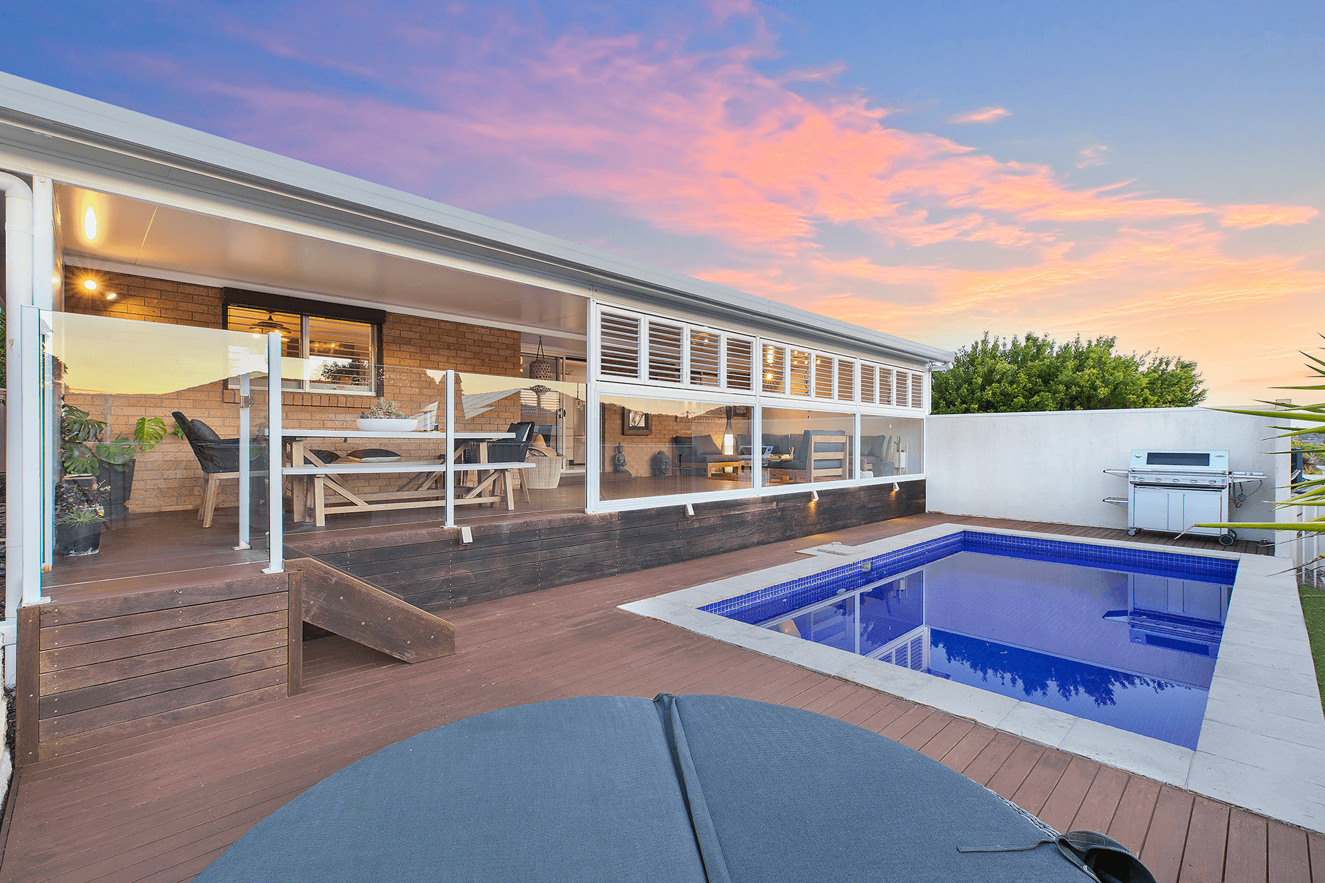 143 Cresthaven Avenue, Bateau Bay, NSW 2261