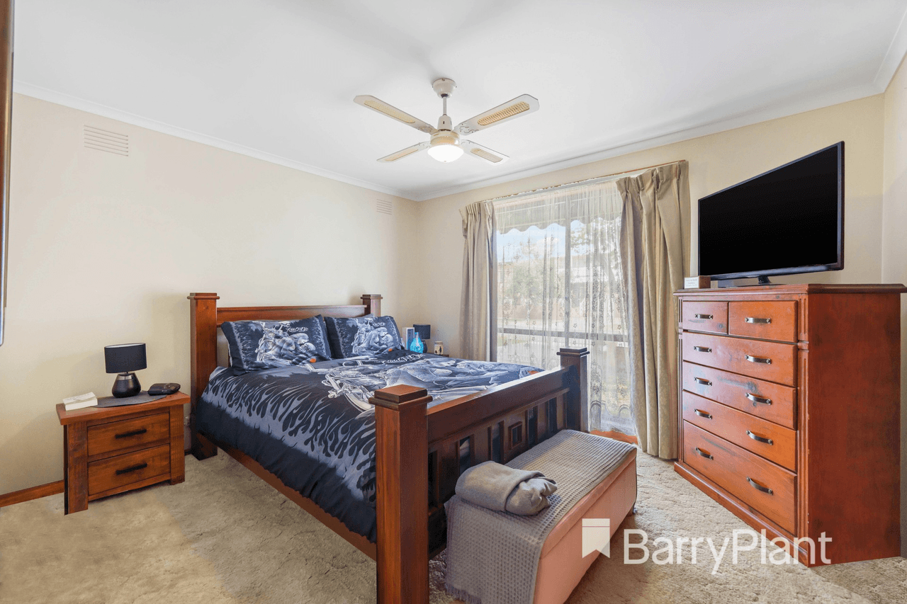 2/86 Civic Parade, Altona, VIC 3018