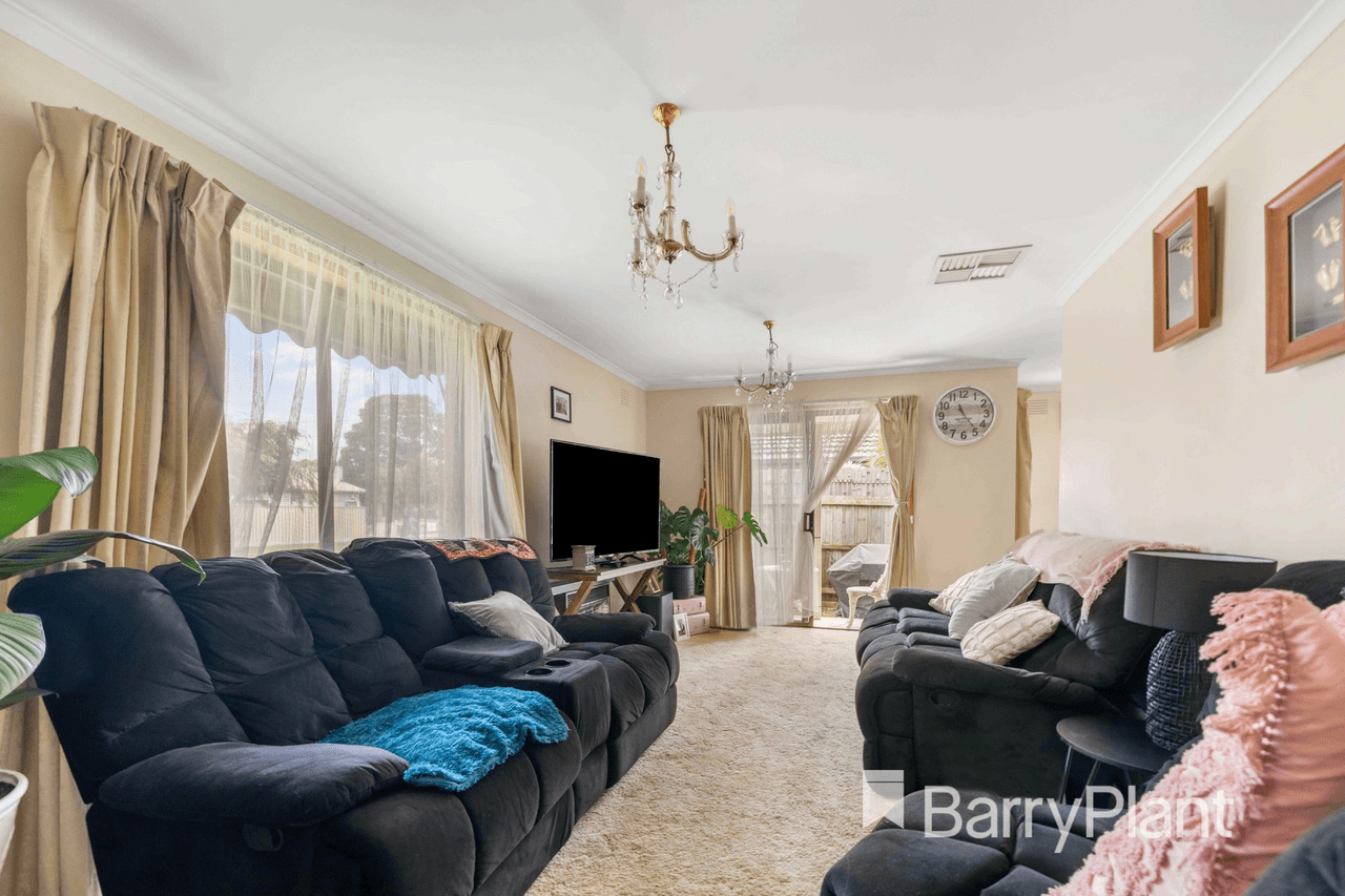 2/86 Civic Parade, Altona, VIC 3018