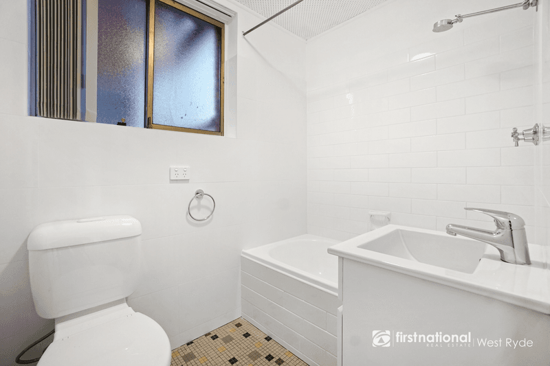 4/10 Bank Street, Meadowbank, NSW 2114