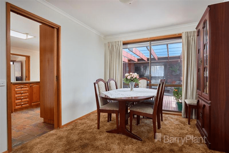 16 Sherwood Crescent, Dandenong North, VIC 3175