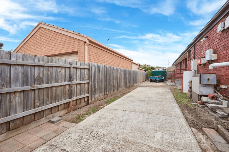 16 Sherwood Crescent, Dandenong North, VIC 3175