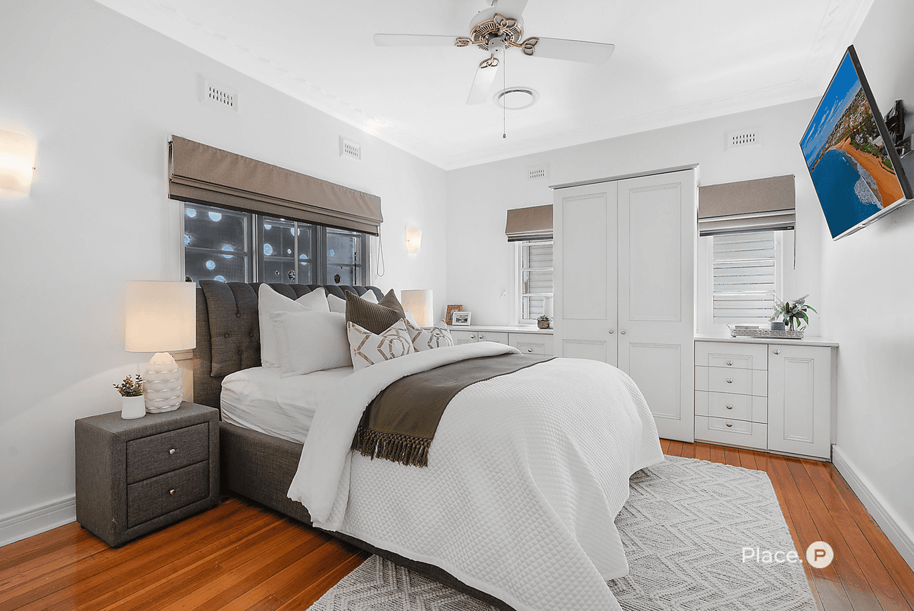 10 Coonara Street, Holland Park, QLD 4121