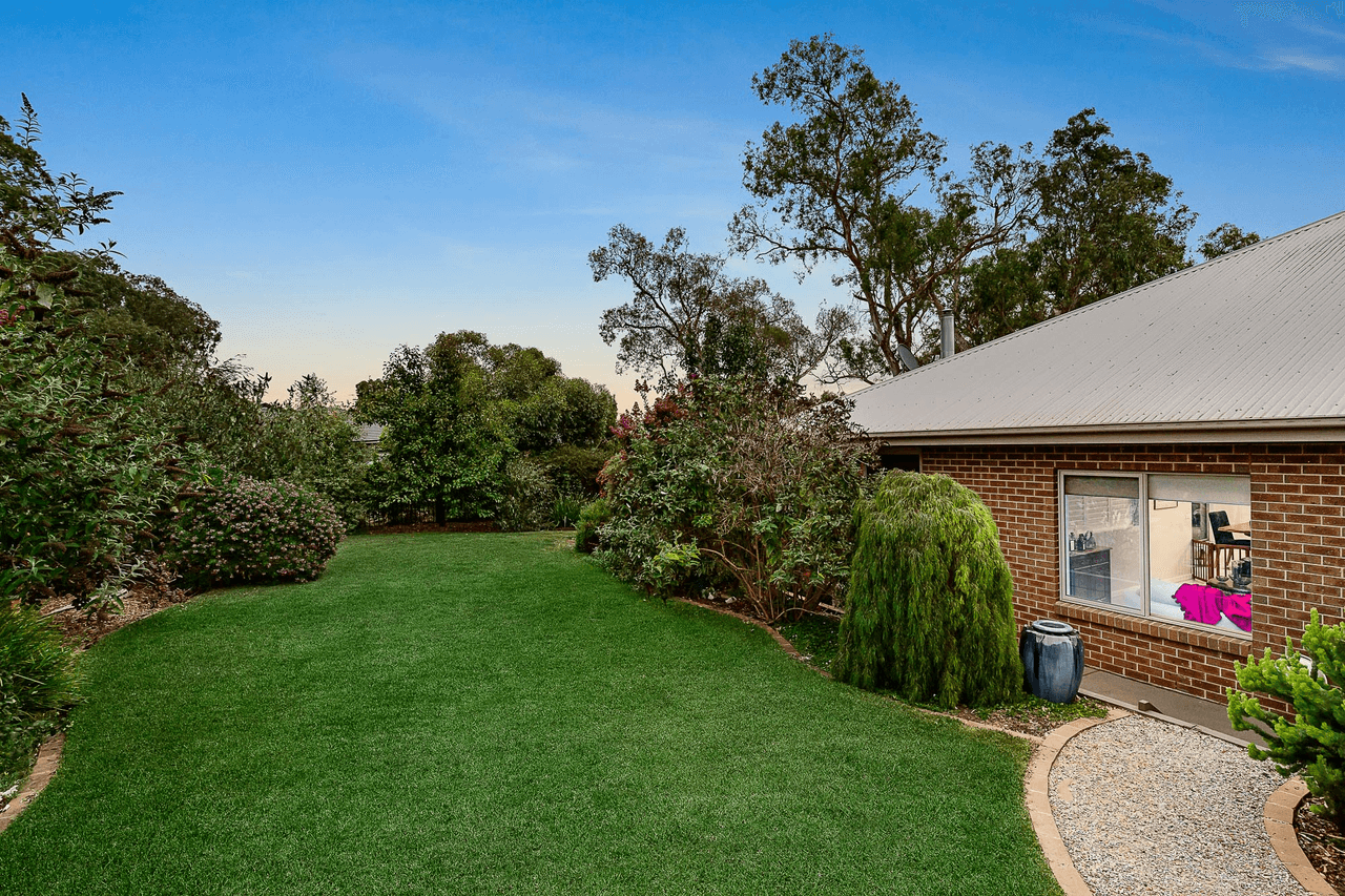 62 Aylesbury Boulevard, DOREEN, VIC 3754