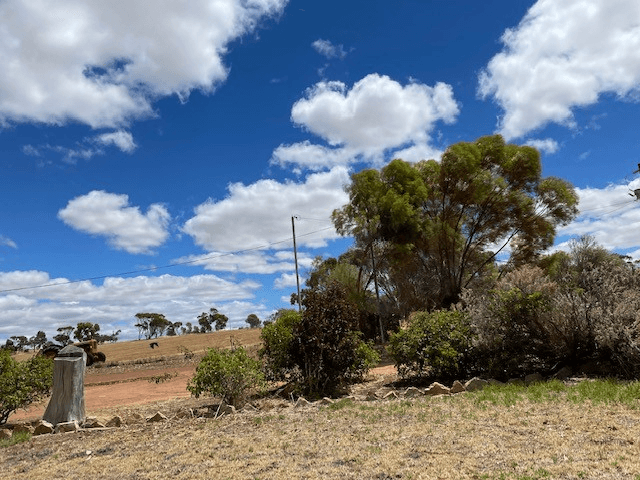 27  BLAND Road, YORK, WA 6302