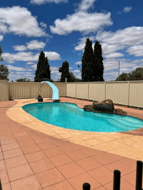 27  BLAND Road, YORK, WA 6302