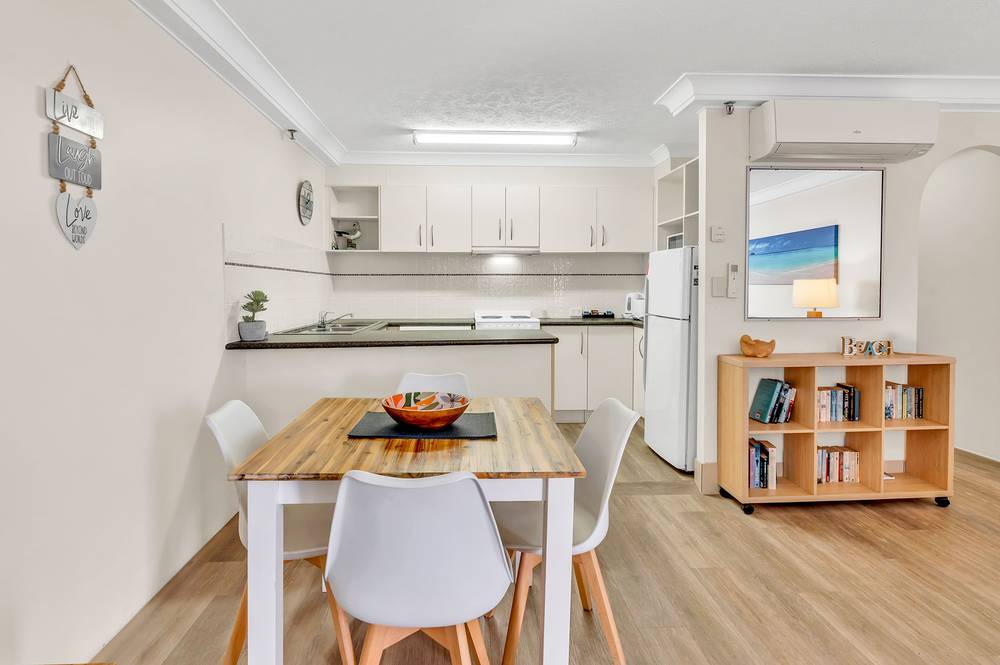 49/35 Broadbeach Boulevard, BROADBEACH, QLD 4218