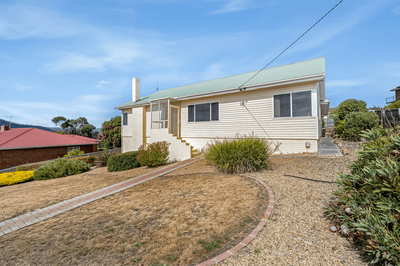 1/17 Tilyard Street, MONTROSE, TAS 7010