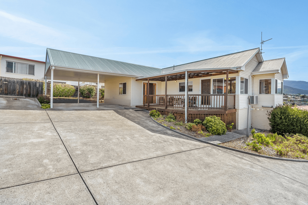 1/17 Tilyard Street, MONTROSE, TAS 7010
