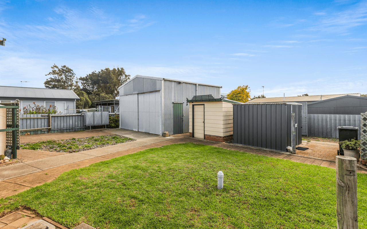 13 Gordon Street, GOOLWA BEACH, SA 5214