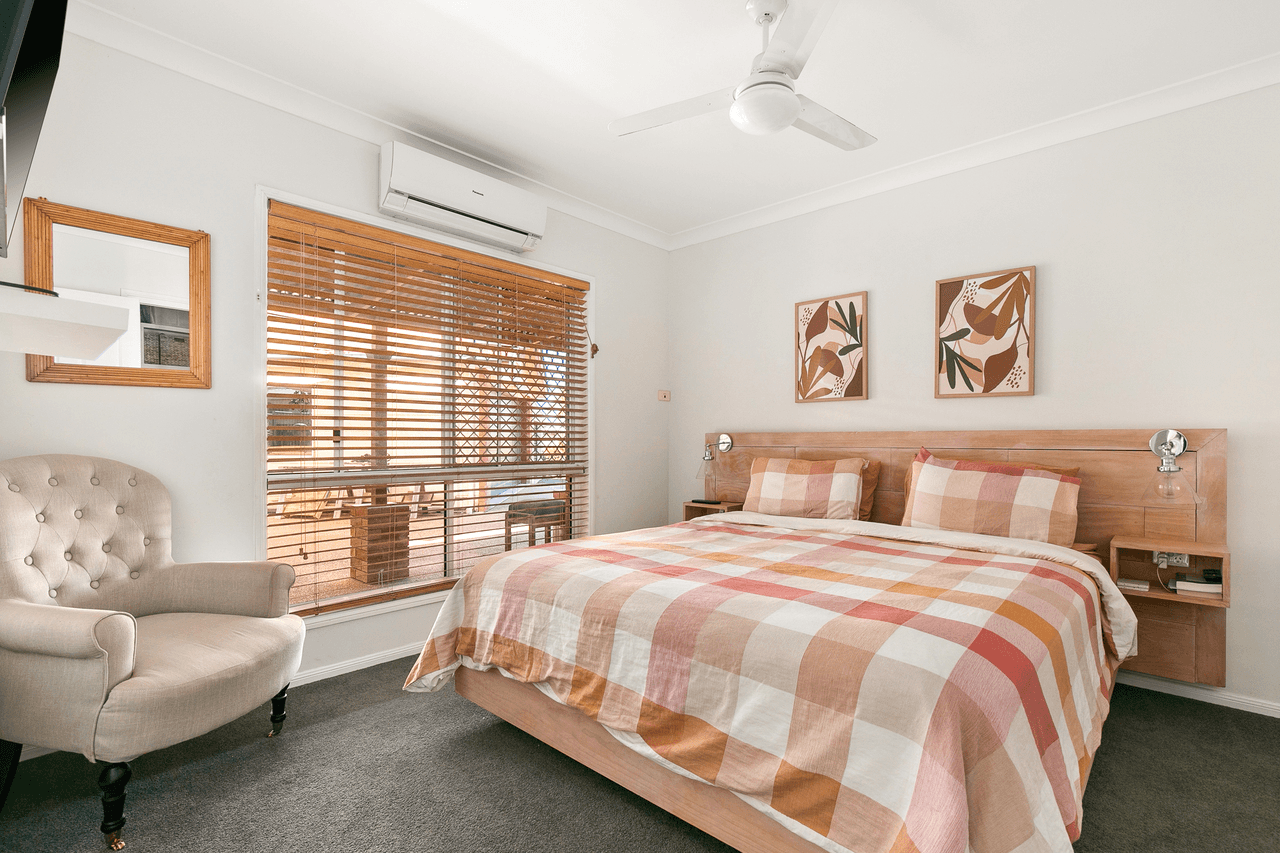 1  Baldwin Street, EMERALD, QLD 4720