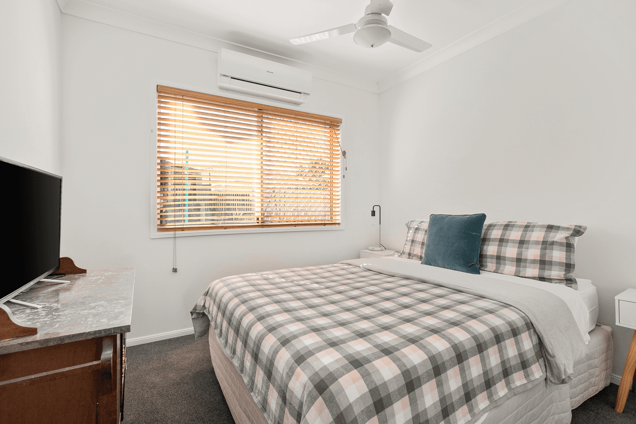 1  Baldwin Street, EMERALD, QLD 4720