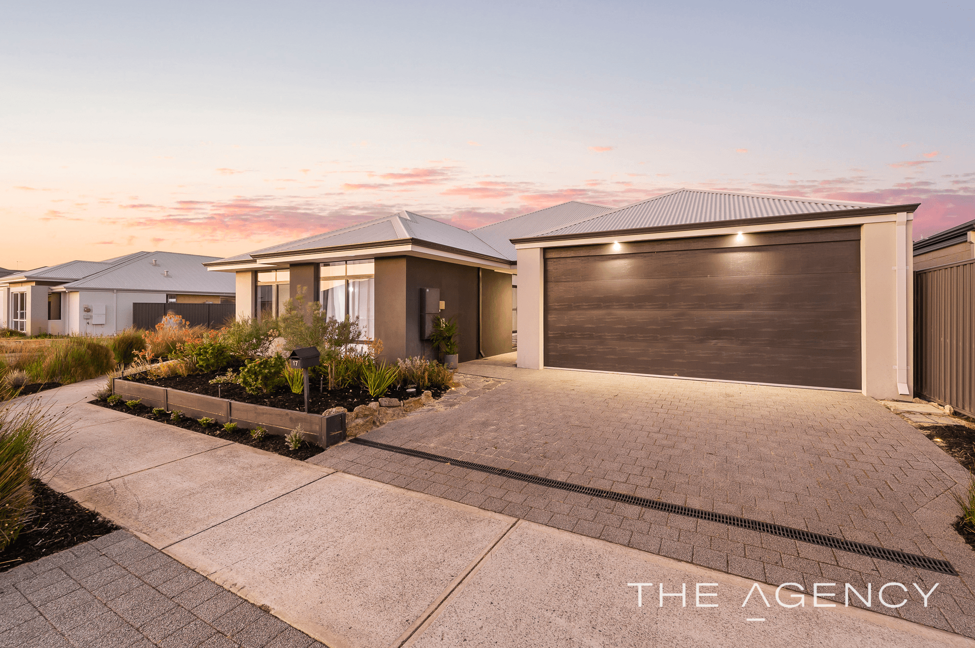 17 Frangipani Road, Treeby, WA 6164