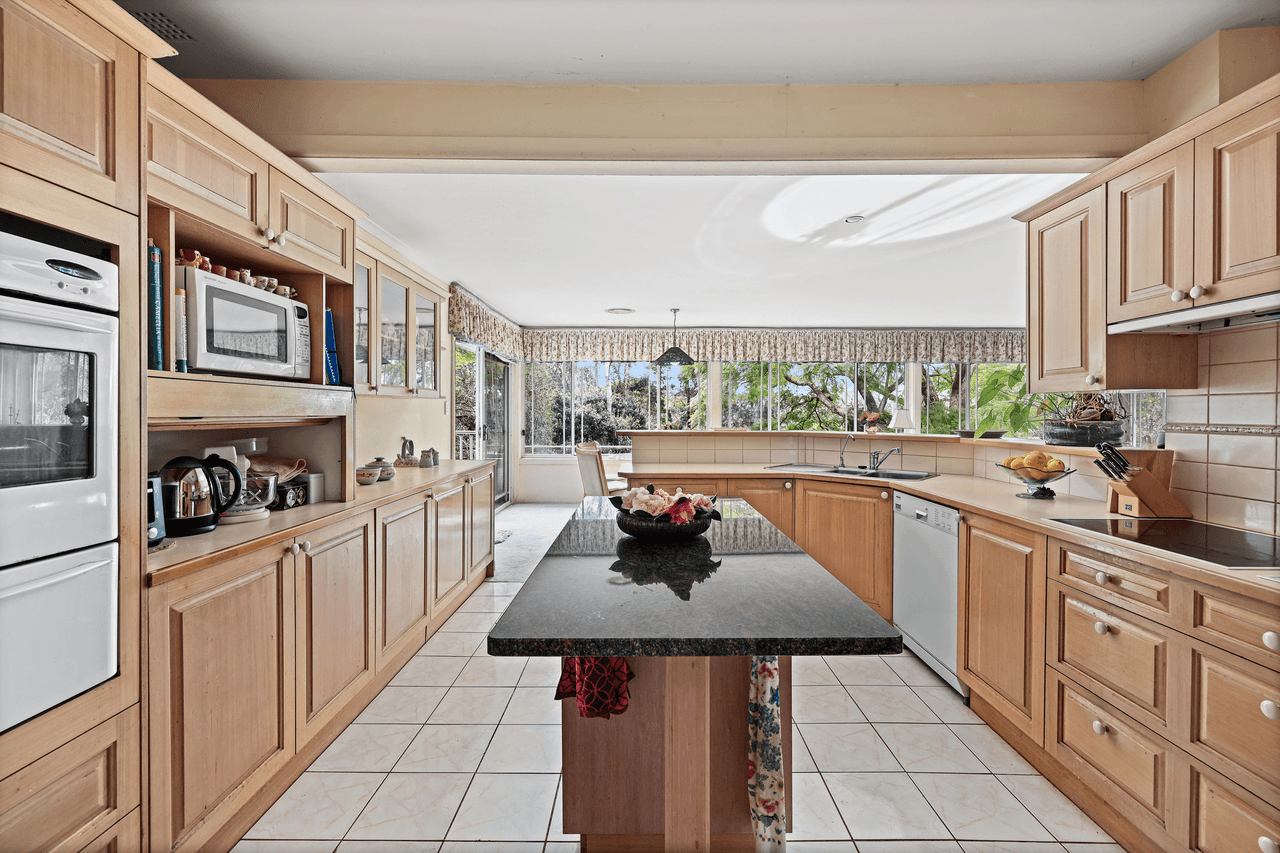 37 Crosslands Rd, GALSTON, NSW 2159