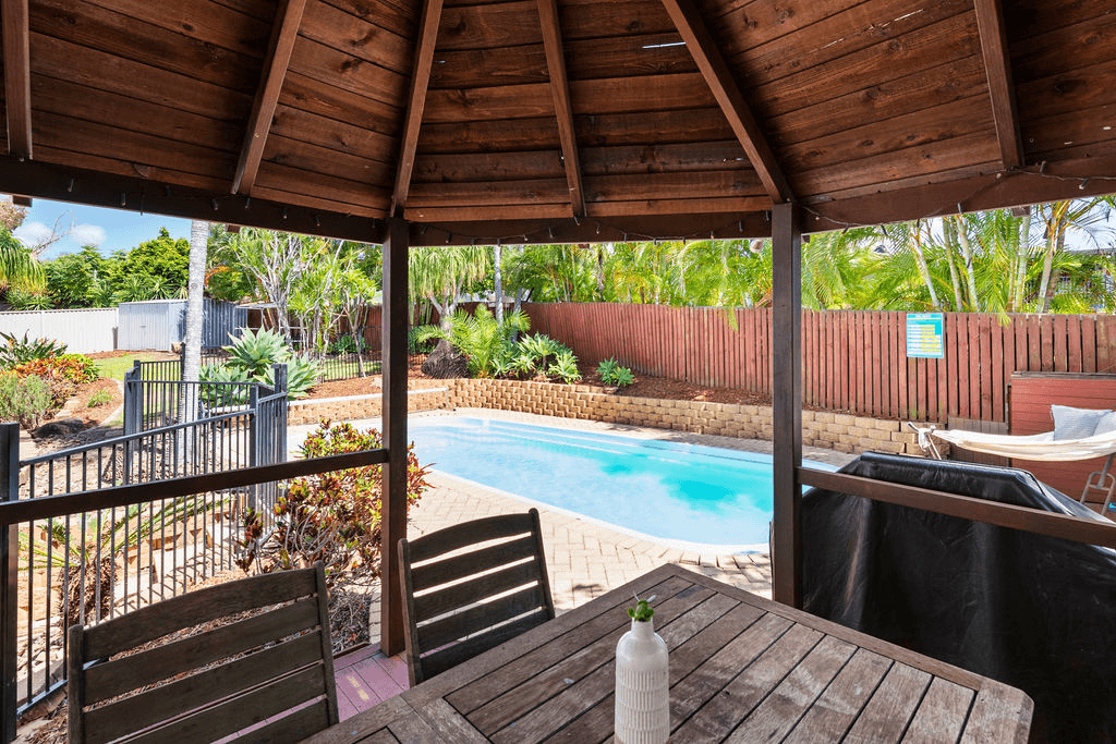 13 Penrith Court, Helensvale, QLD 4212
