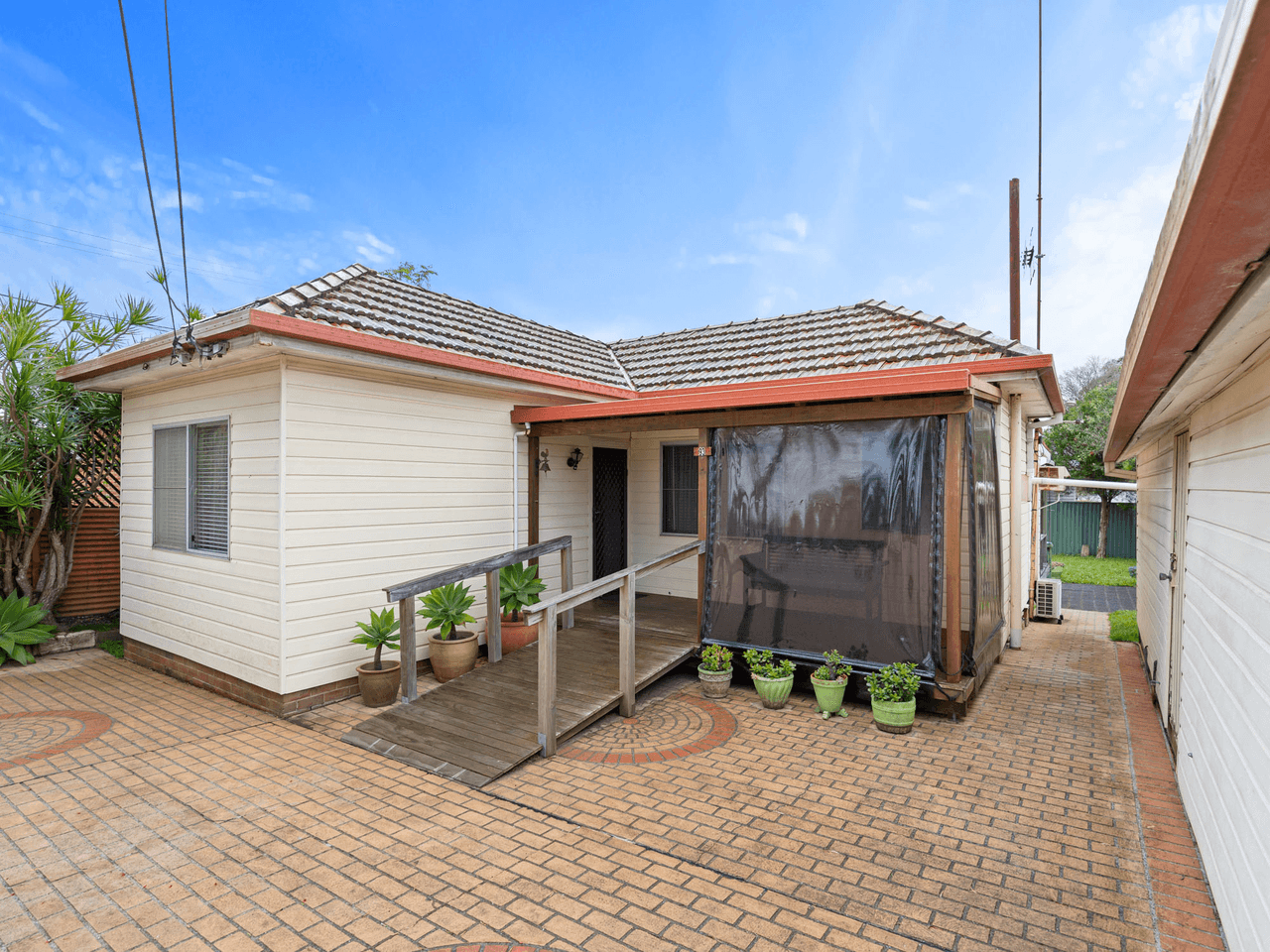 93 Oakland Avenue, The Entrance, NSW 2261